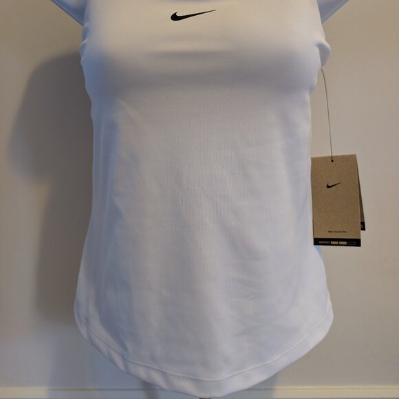 Nike Women's Training Tank Top Size XS - Picture 2 of 6